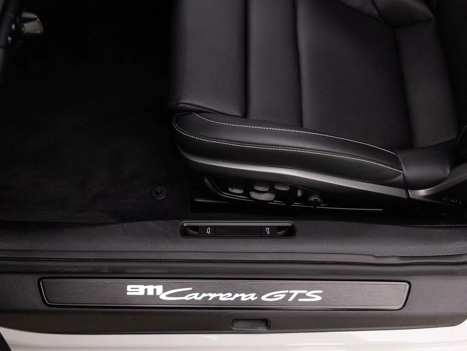2024 Porsche 992 Carrera GTS - Image 20 of 31