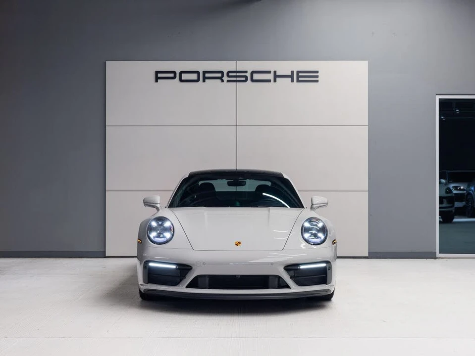 2024 Porsche 992 Carrera GTS - Image 10 of 31
