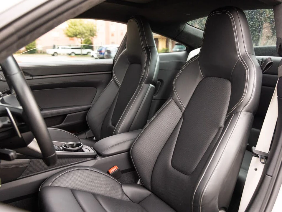2024 Porsche 992 Carrera GTS - Image 4 of 31