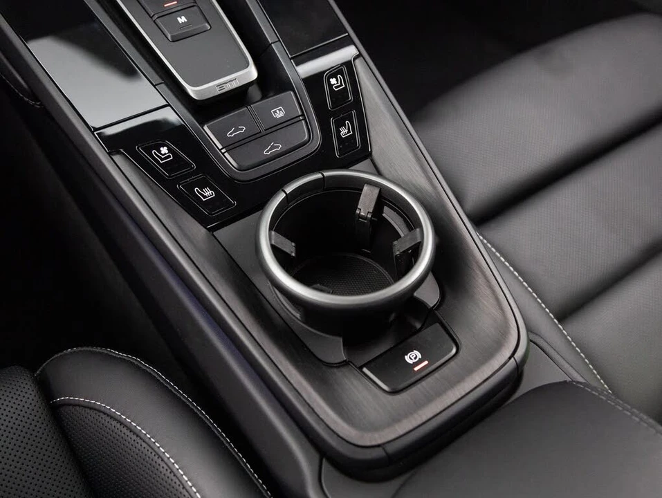 2024 Porsche 992 Carrera GTS - Image 29 of 31