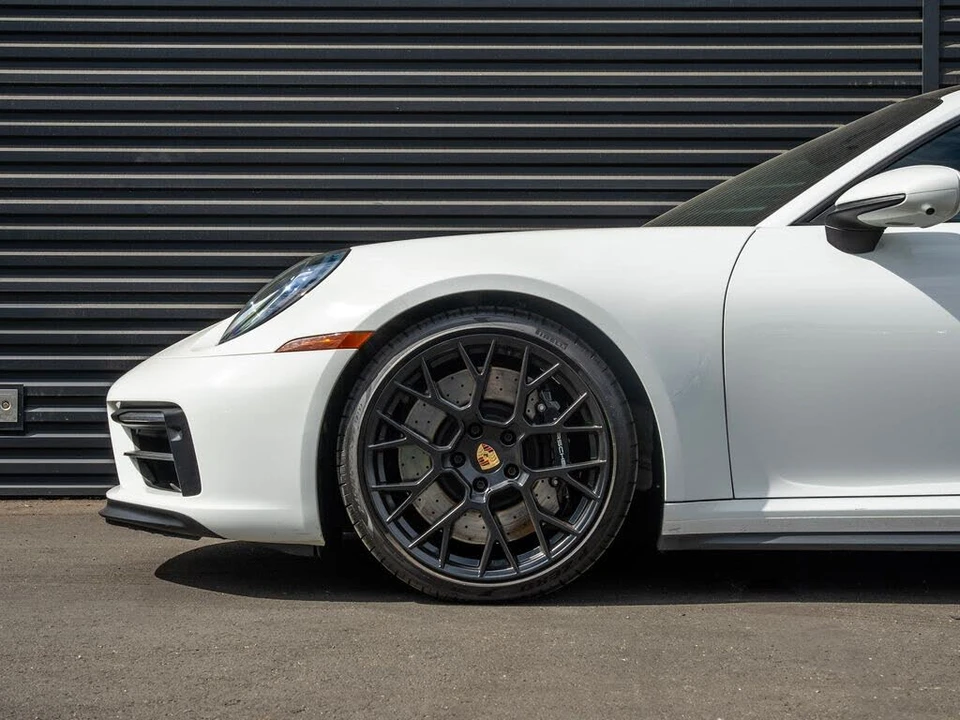2024 Porsche 992 Carrera GTS - Image 13 of 31
