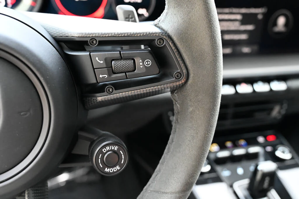 2024 Porsche 992 Carrera GTS - Image 26 of 31