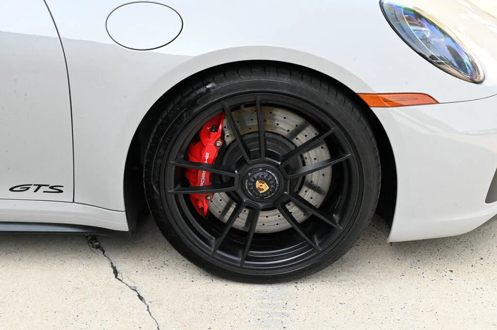 2024 Porsche 992 Carrera GTS - Image 12 of 31
