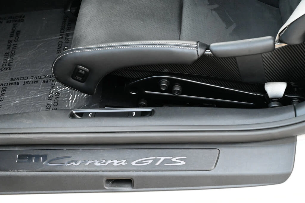 2024 Porsche 992 Carrera GTS - Image 18 of 31