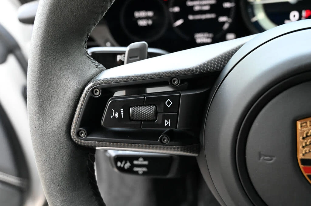 2024 Porsche 992 Carrera GTS - Image 25 of 31