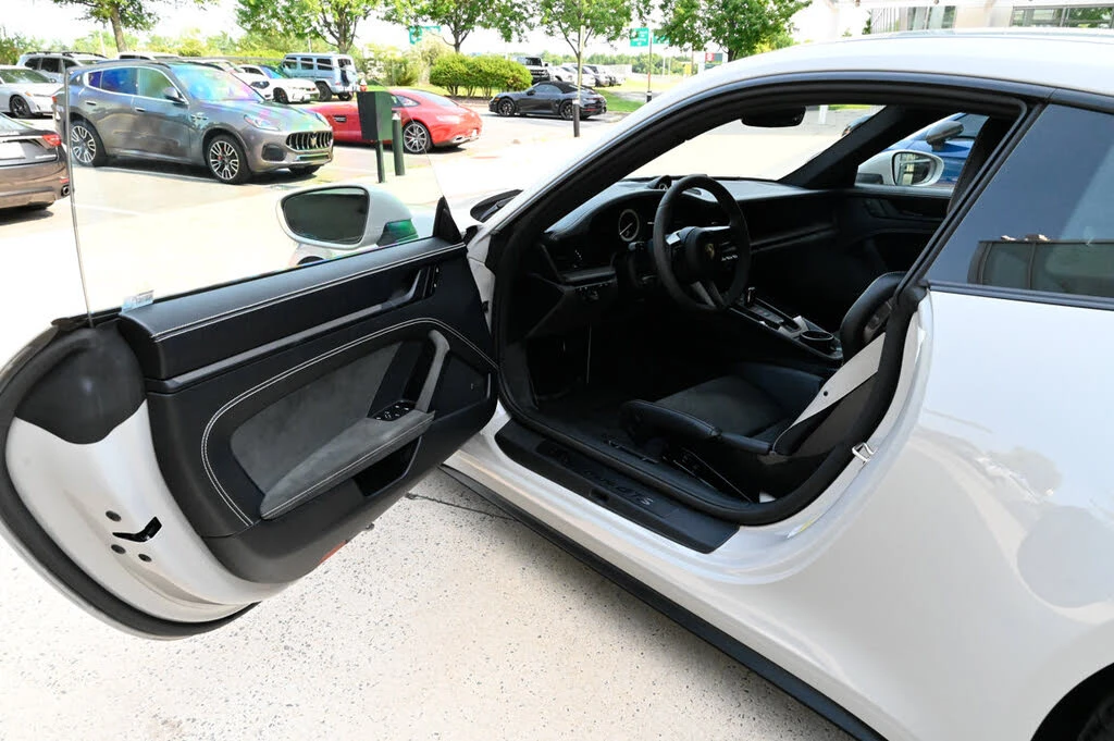 2024 Porsche 992 Carrera GTS - Image 15 of 31