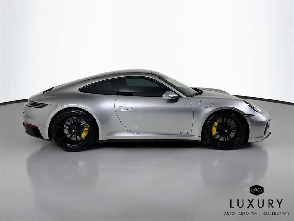 2024 Porsche 992 Carrera GTS - Image 5 of 6