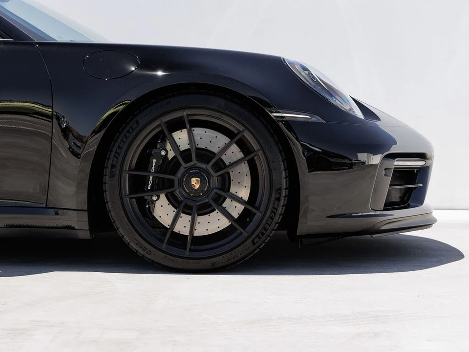 2024 Porsche 992 Carrera GTS - Image 11 of 31