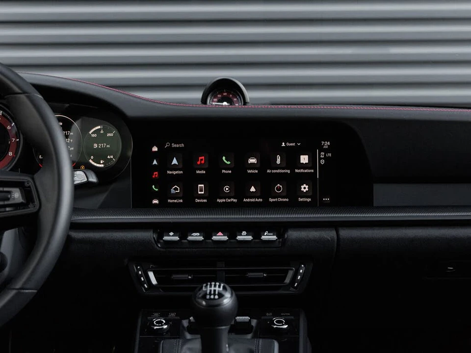 2024 Porsche 992 Carrera GTS - Image 22 of 31