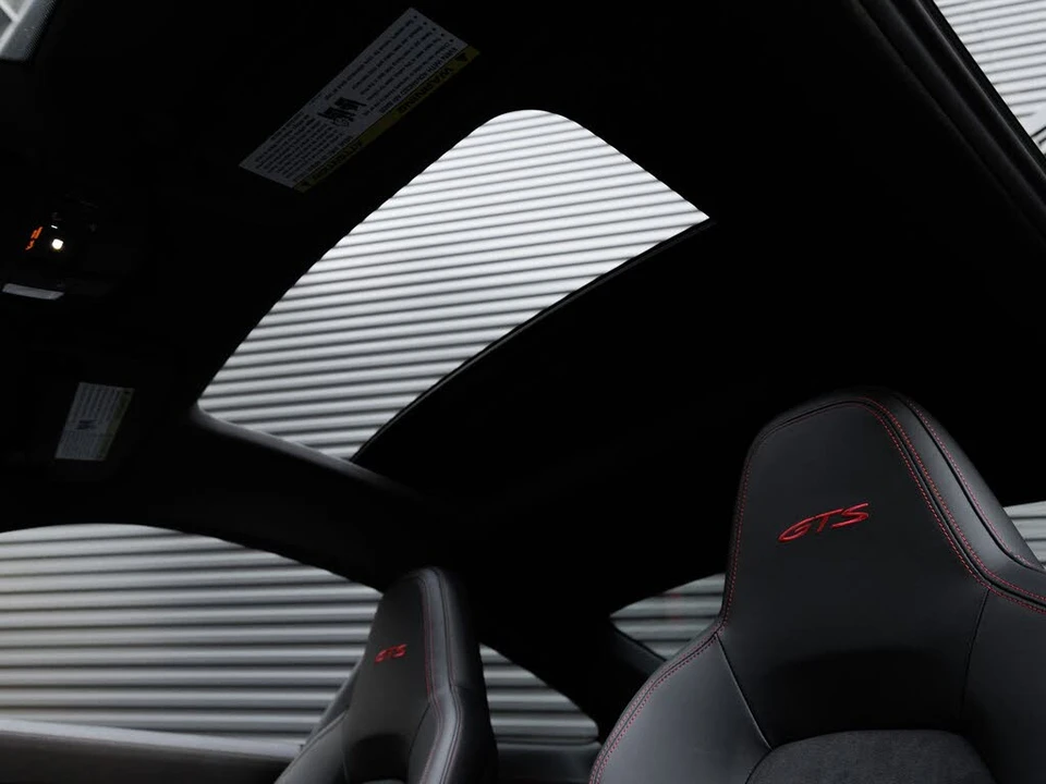 2024 Porsche 992 Carrera GTS - Image 14 of 31
