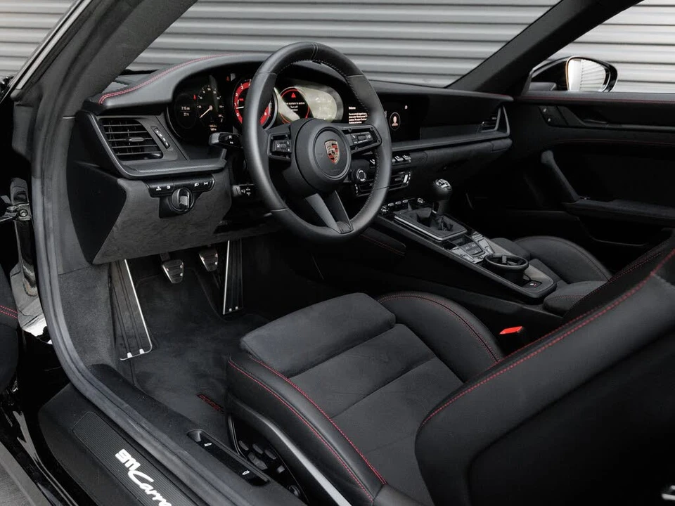 2024 Porsche 992 Carrera GTS - Image 4 of 31