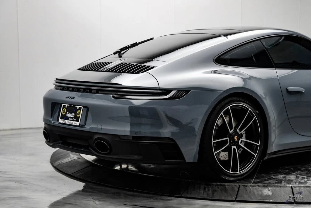 2024 Porsche 992 Carrera GTS - Image 16 of 31