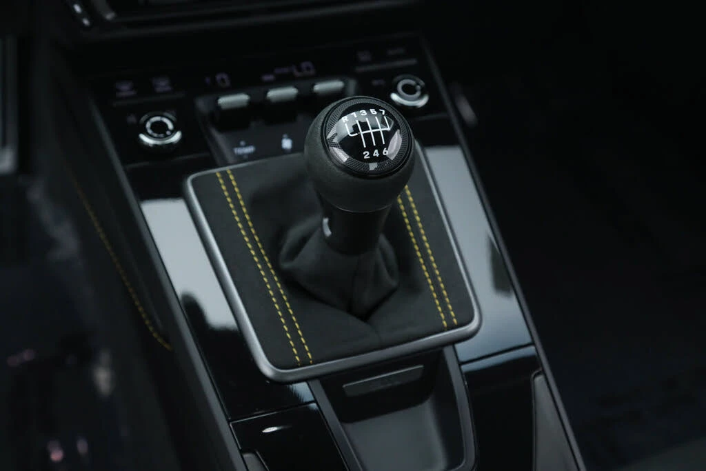 2024 Porsche 992 Carrera GTS - Image 29 of 31