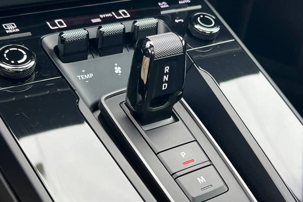 2024 Porsche 992 Carrera GTS - Image 21 of 29