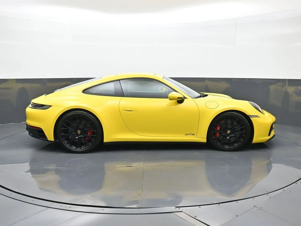 2024 Porsche 992 Carrera GTS - Image 19 of 29