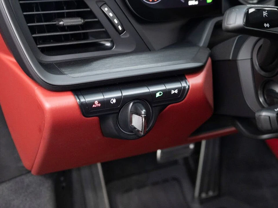 2024 Porsche 992 Carrera GTS - Image 26 of 31