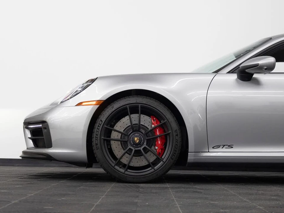 2024 Porsche 992 Carrera GTS - Image 10 of 31