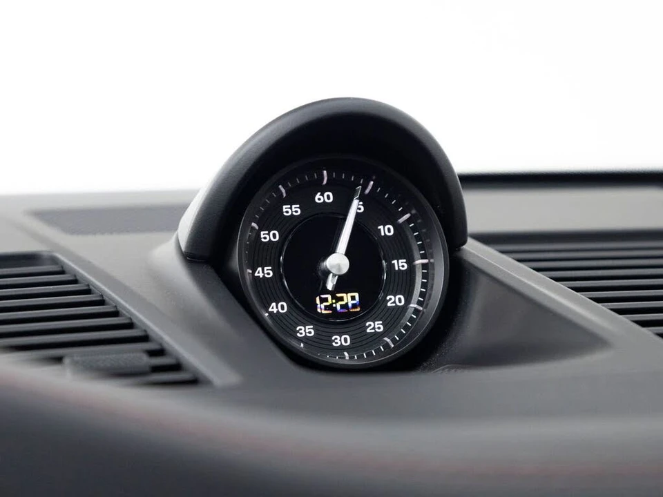 2024 Porsche 992 Carrera GTS - Image 18 of 31
