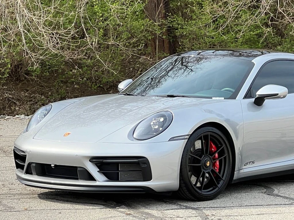 2024 Porsche 992 Carrera GTS - Image 12 of 31