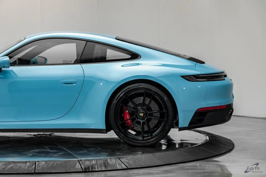 2024 Porsche 992 Carrera GTS - Image 8 of 31