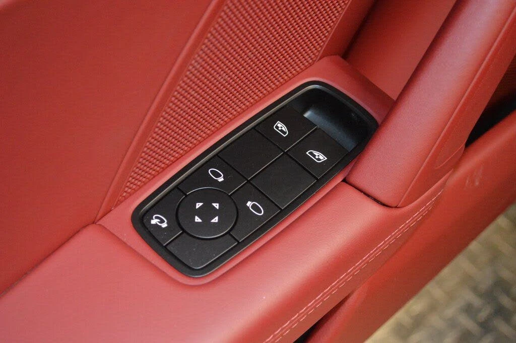 2024 Porsche 992 Carrera GTS - Image 18 of 31