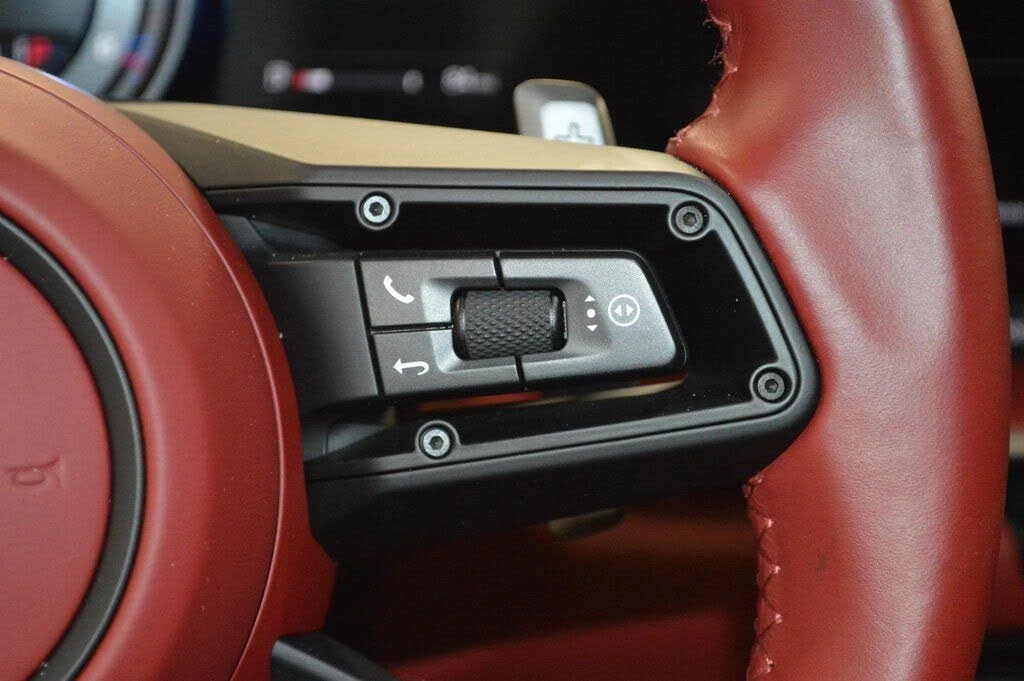 2024 Porsche 992 Carrera GTS - Image 22 of 31