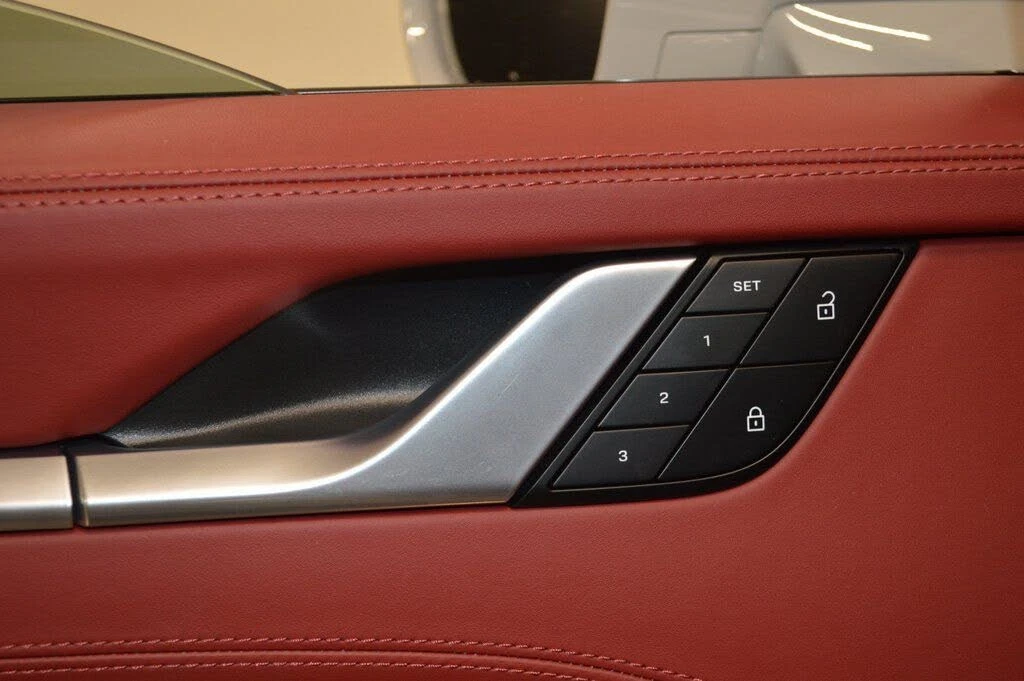 2024 Porsche 992 Carrera GTS - Image 19 of 31