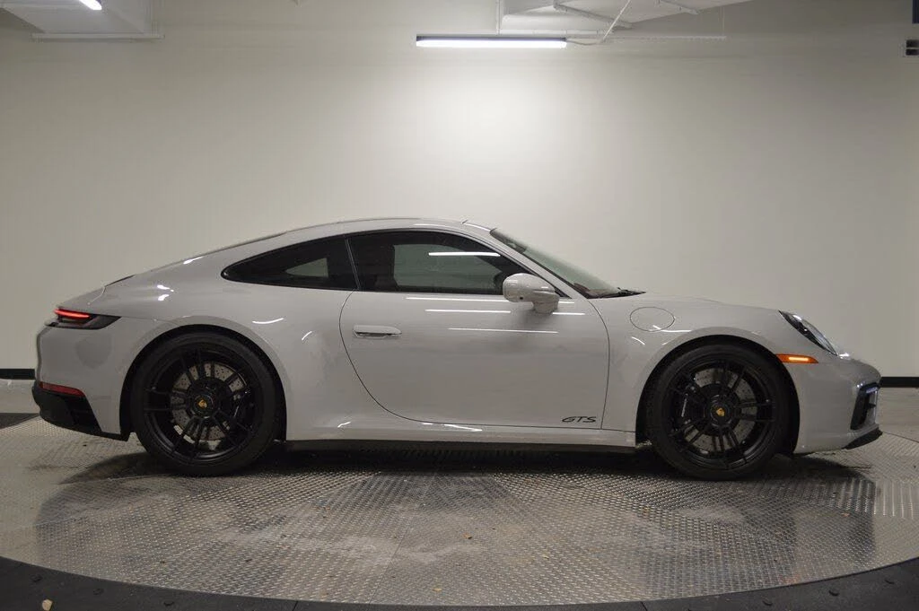 2024 Porsche 992 Carrera GTS - Image 8 of 31