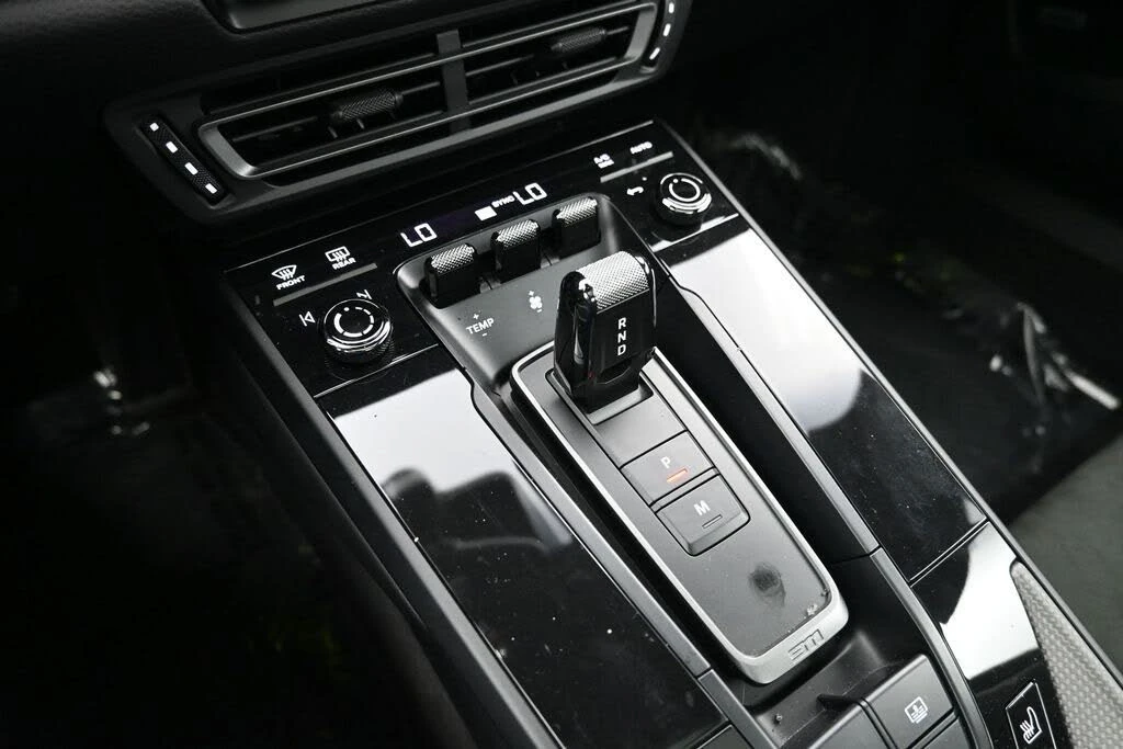 2024 Porsche 992 Carrera GTS - Image 12 of 31