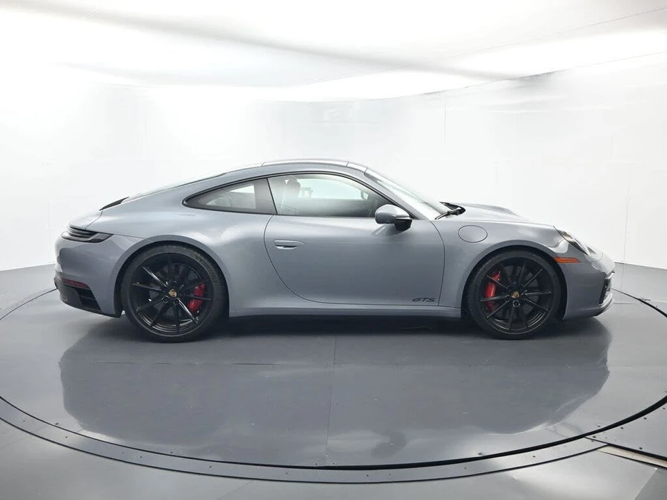 2024 Porsche 992 Carrera GTS - Image 16 of 31