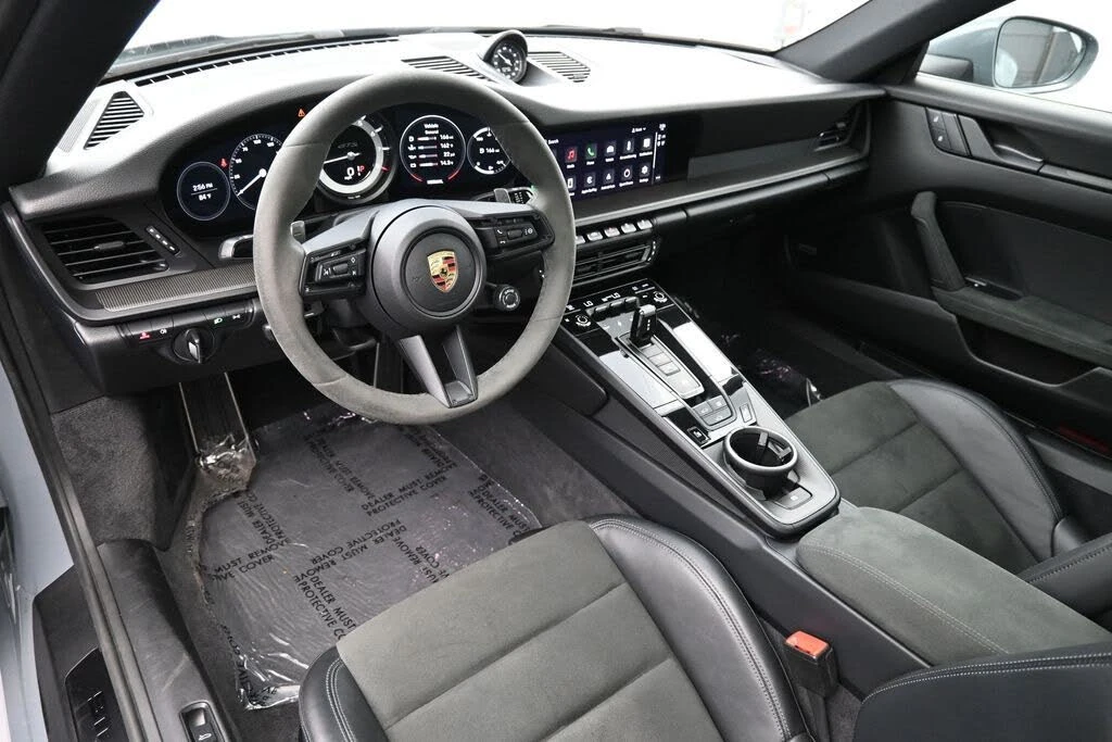 2024 Porsche 992 Carrera GTS - Image 4 of 31