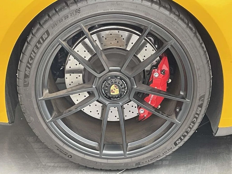2024 Porsche 992 Carrera GTS - Image 13 of 31