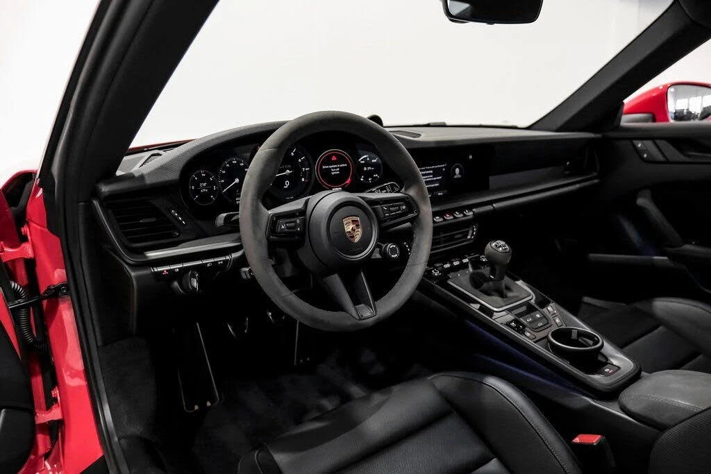2024 Porsche 992 Carrera GTS - Image 13 of 31