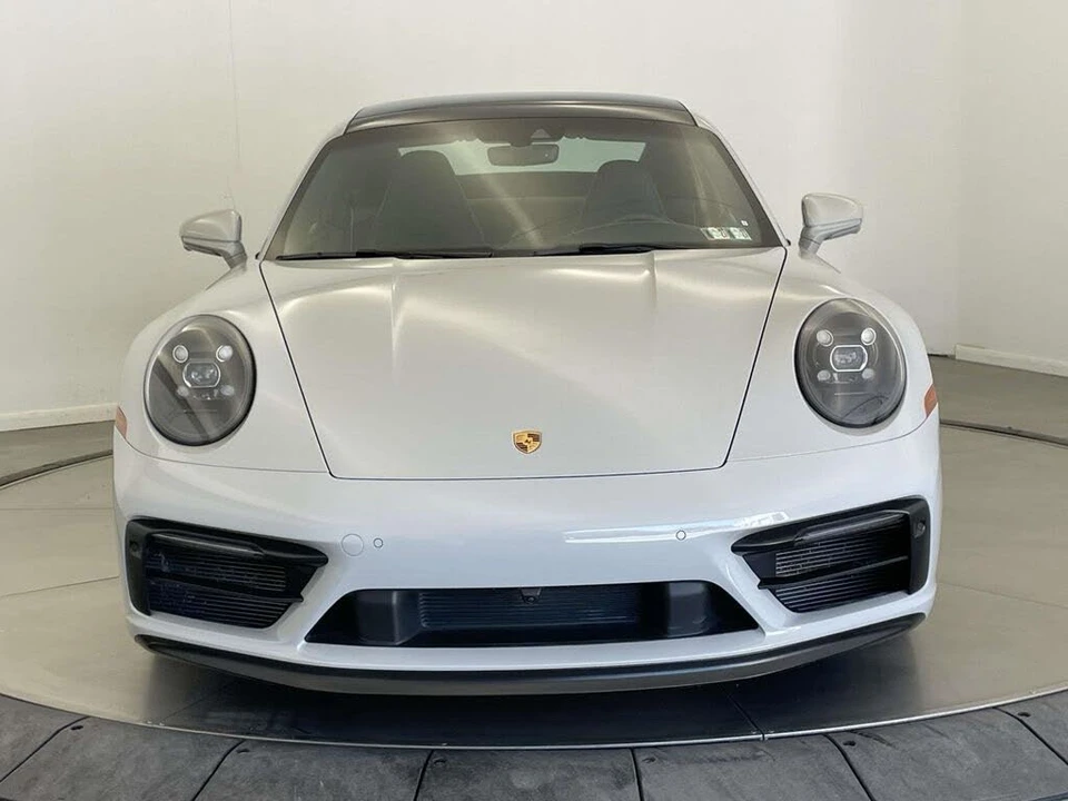 2024 Porsche 992 Carrera GTS - Image 10 of 31