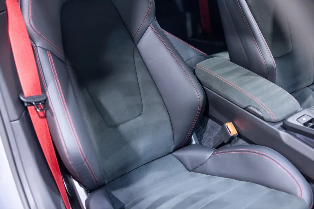 2024 Porsche 992 Carrera GTS - Image 30 of 31