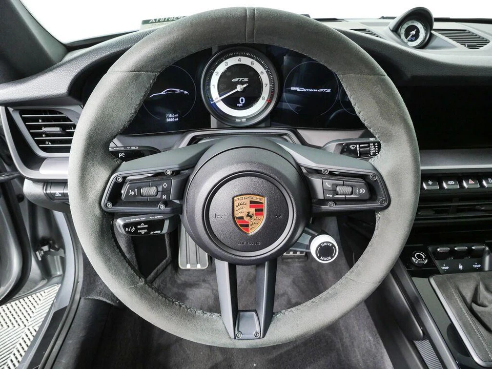 2024 Porsche 992 Carrera GTS - Image 9 of 31