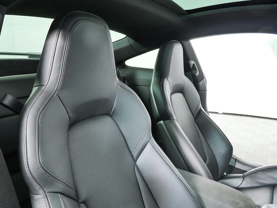 2024 Porsche 992 Carrera GTS - Image 21 of 31