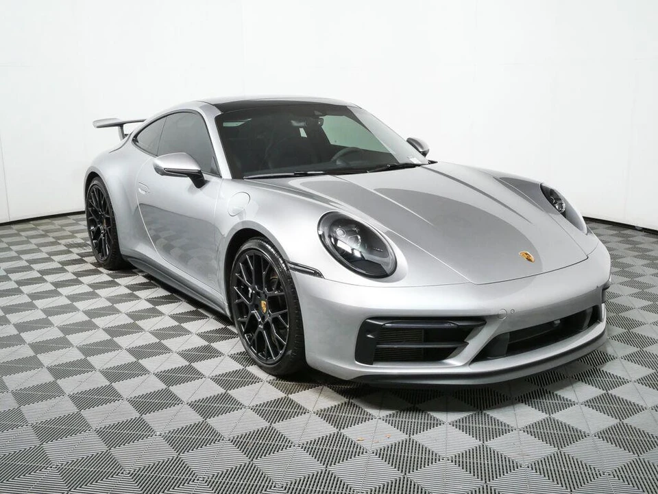 2024 Porsche 992 Carrera GTS - Image 24 of 31