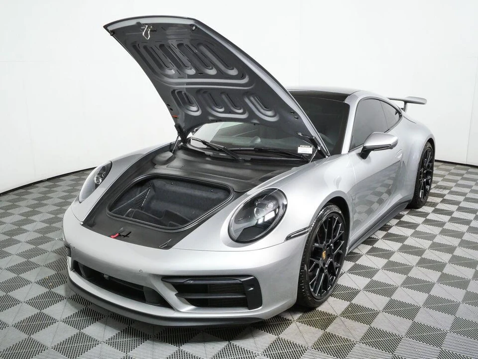 2024 Porsche 992 Carrera GTS - Image 28 of 31