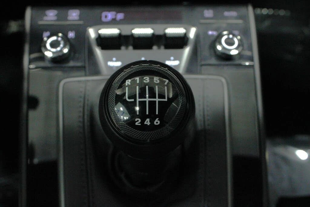 2024 Porsche 992 Carrera GTS - Image 18 of 31