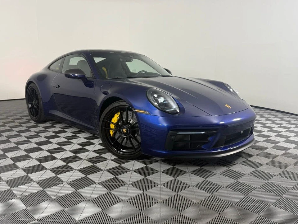 2024 Porsche 992 Carrera GTS - Image 6 of 6