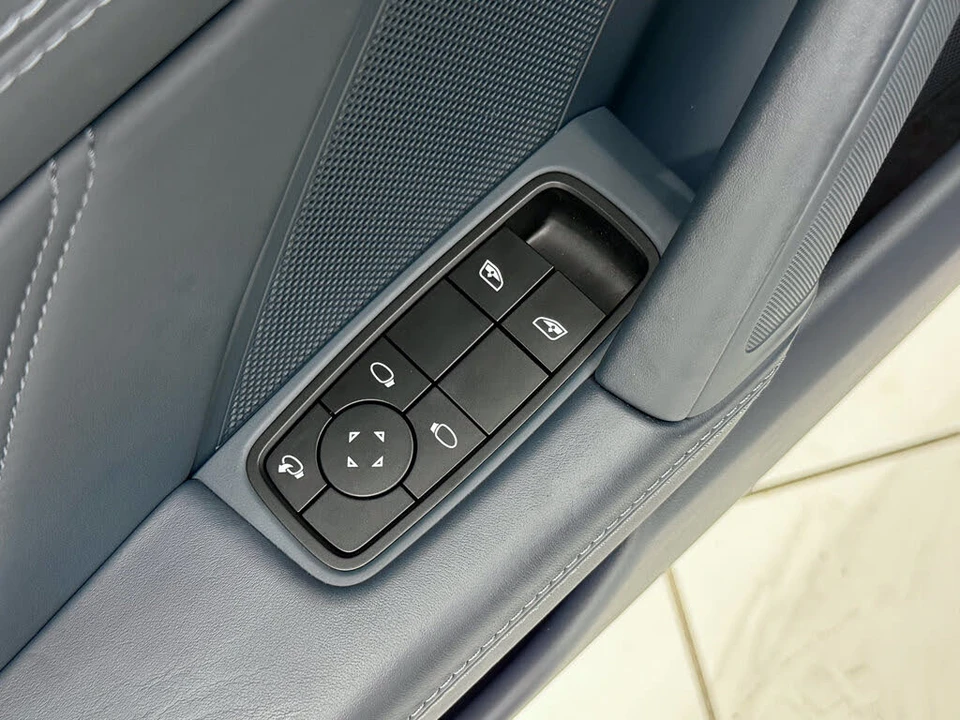 2024 Porsche 992 Carrera GTS - Image 27 of 31