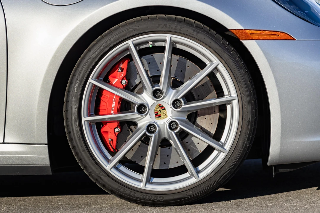 2024 Porsche 992 Carrera GTS - Image 30 of 31