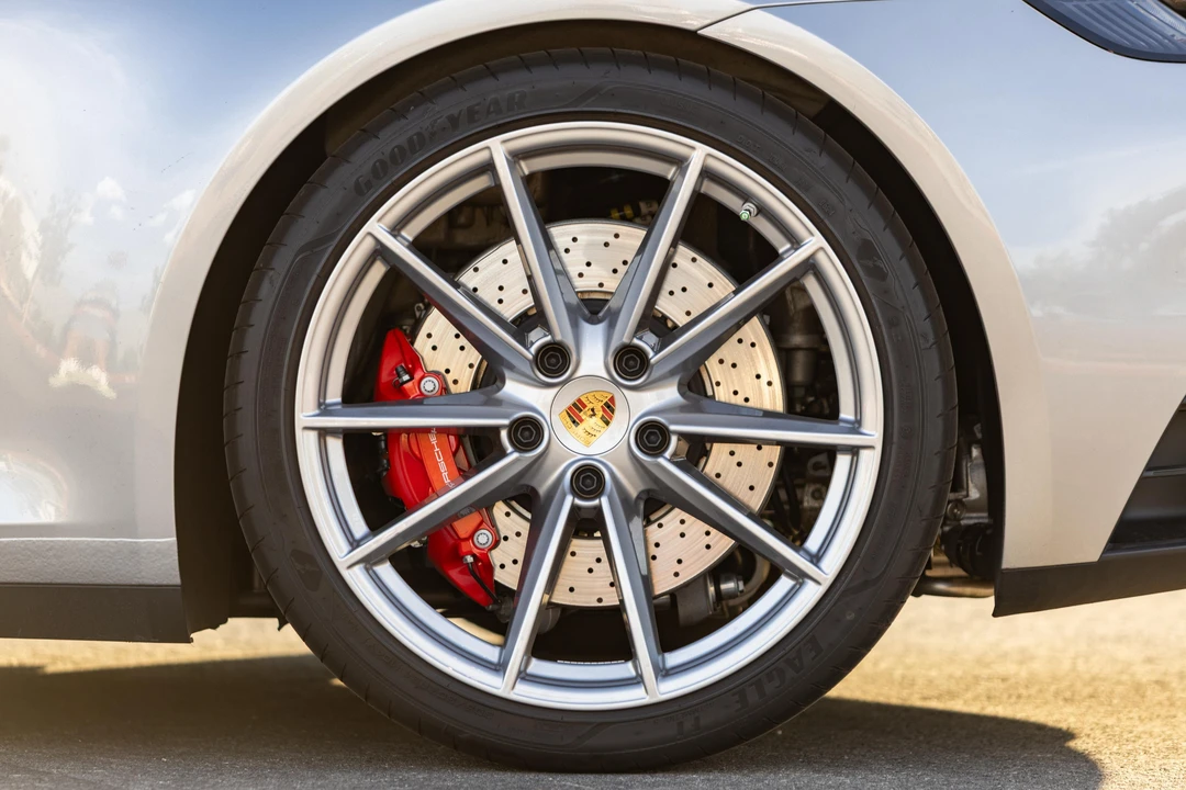 2024 Porsche 992 Carrera GTS - Image 28 of 31