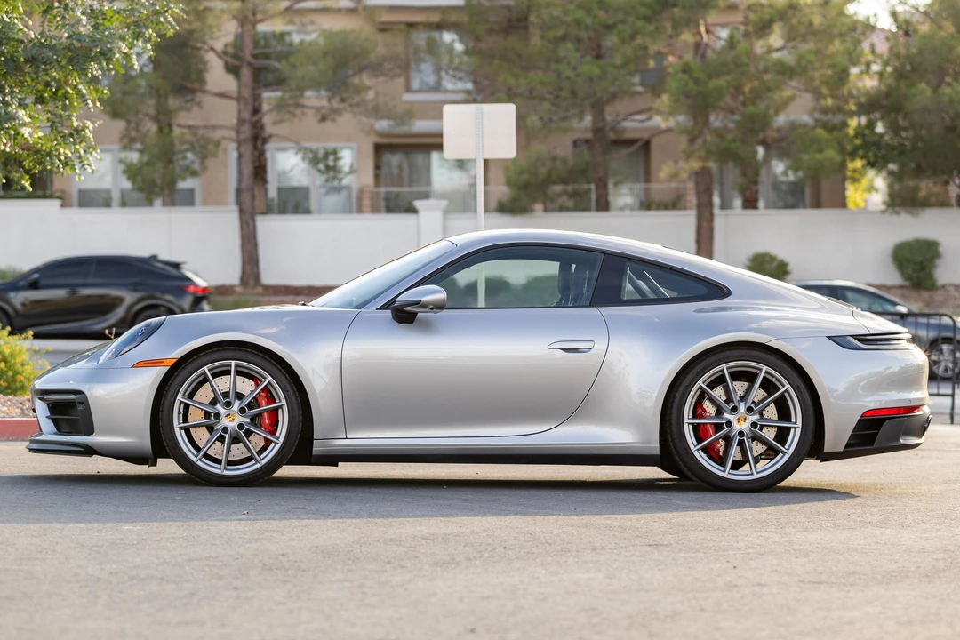 2024 Porsche 992 Carrera GTS - Image 3 of 31