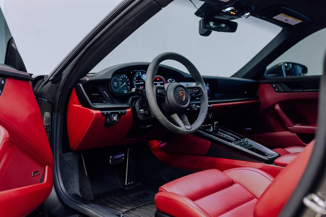 2024 Porsche 992 Carrera GTS - Image 9 of 31