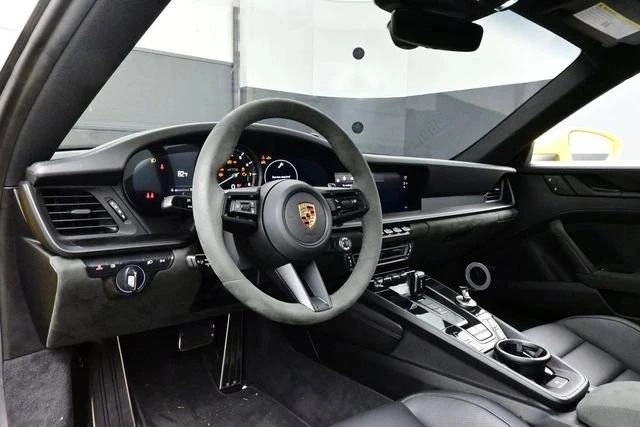 2024 Porsche 992 Carrera GTS - Image 4 of 5