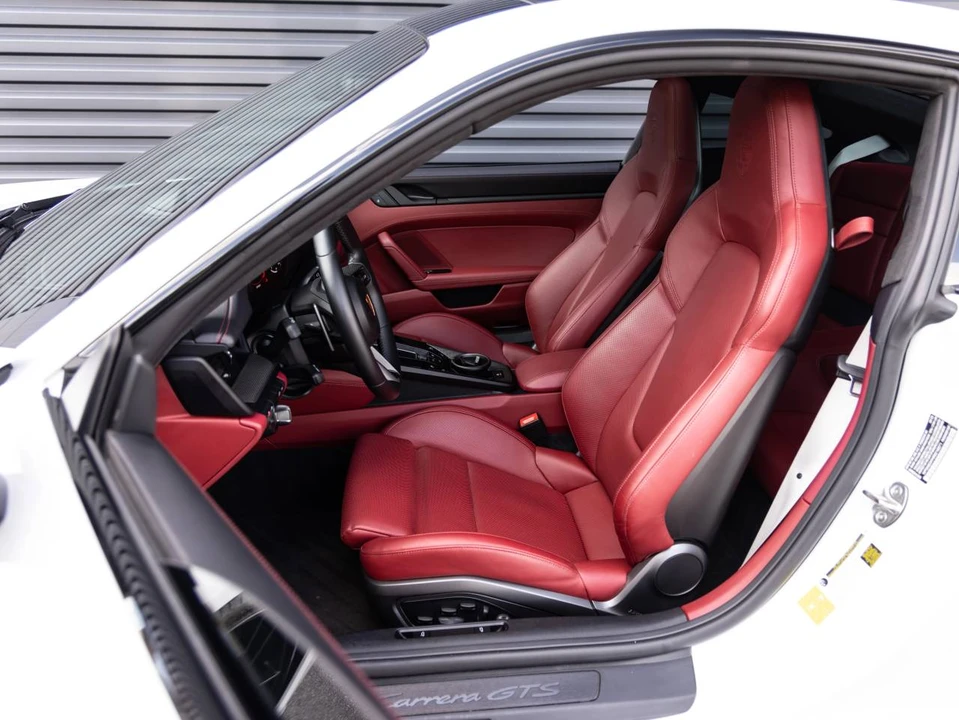 2024 Porsche 992 Carrera GTS - Image 5 of 5