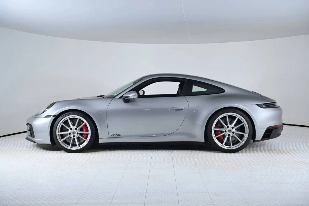 2024 Porsche 992 Carrera GTS - Image 2 of 5