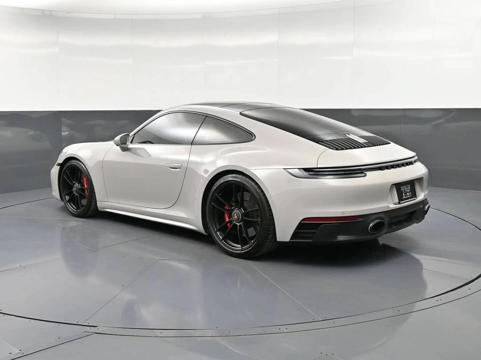 2024 Porsche 992 Carrera GTS - Image 3 of 5